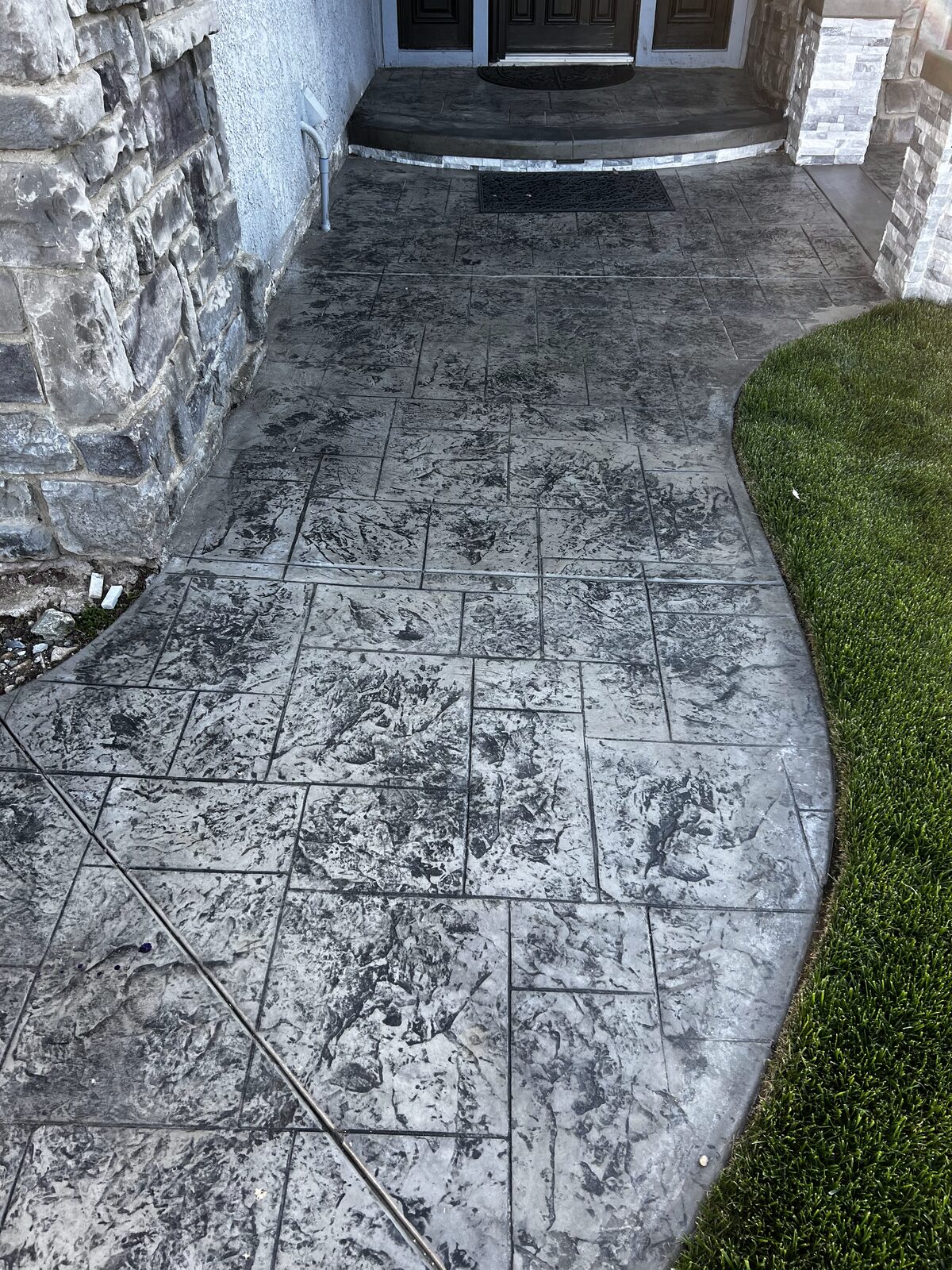 Stamped concrete walkway
